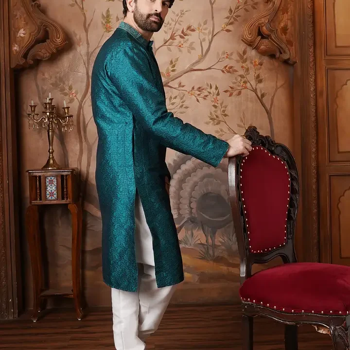 SOJANYA Men Teal Green Embroidered Straight Kurta