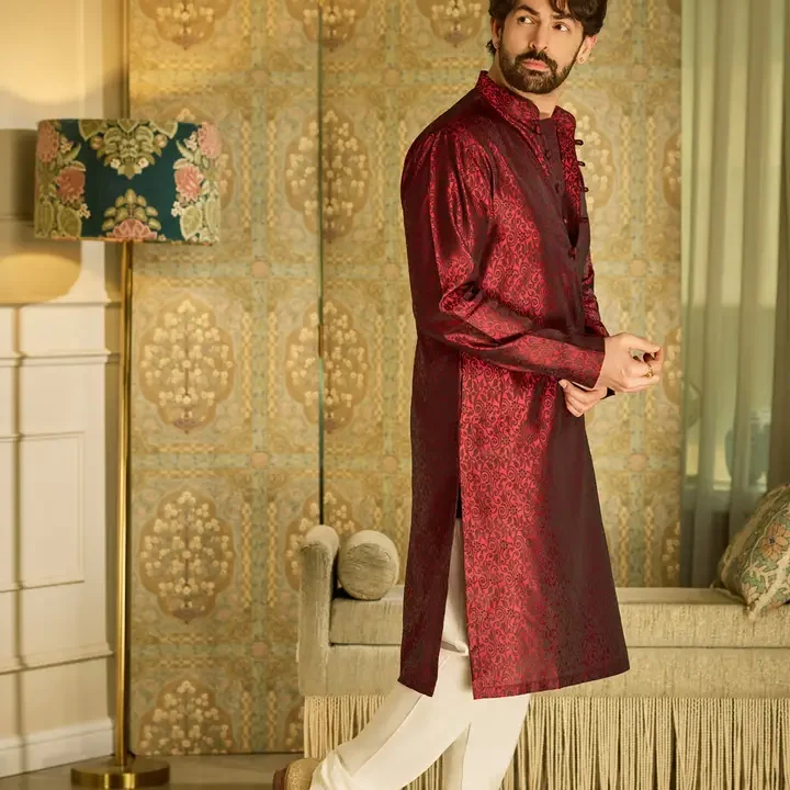 SOJANYA Men Maroon Printed Straight Kurta