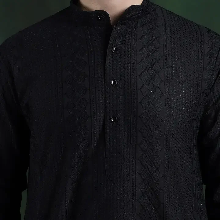 SOJANYA Ethnic Motifs Embroidered Mandarin Collar Thread Work Cotton Straight Kurta, Black