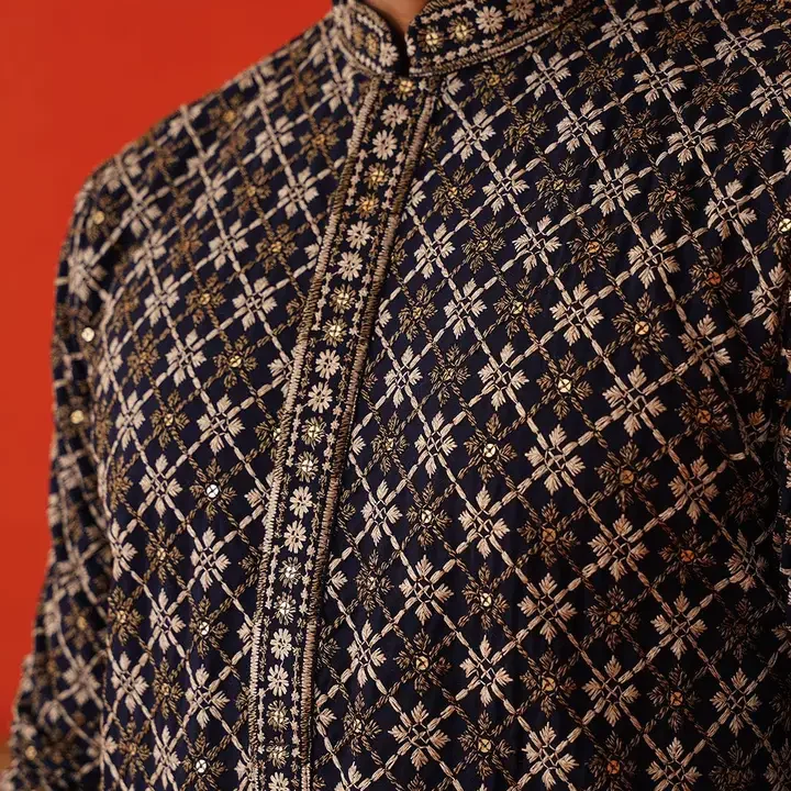 Jompers Men Geometric Embroidered Sequinned Kurta, Navy Blue (myntra-33116006)