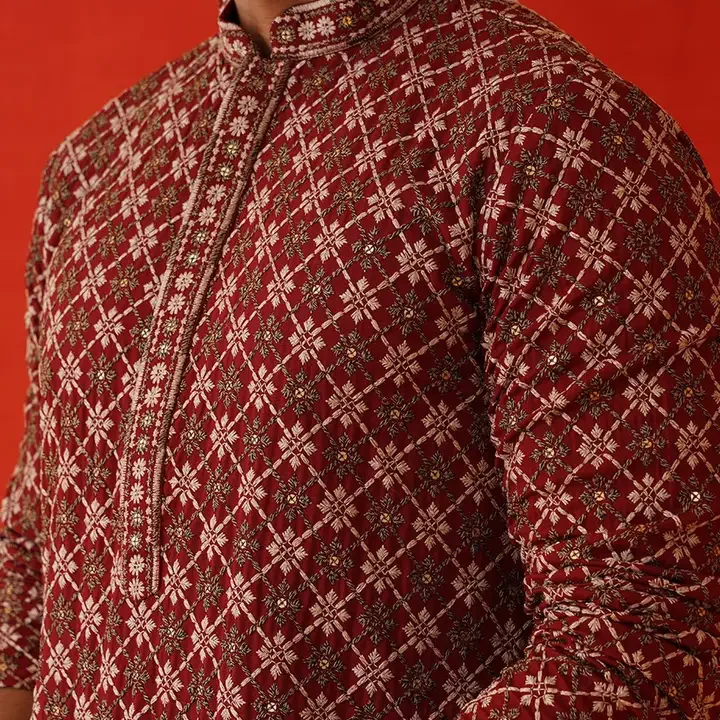 Jompers Men Geometric Embroidered Sequinned Kurta, Maroon (myntra-33116048)